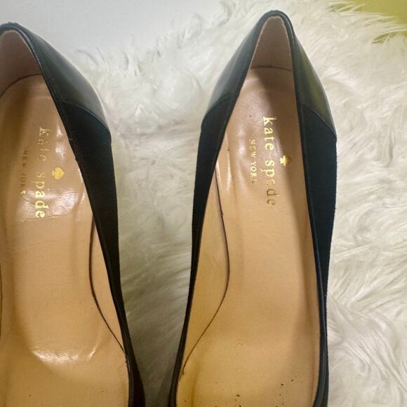 Kate Spade Black Suede Gold Cap Toe Pointy Pumps Womens Sz 6.5B Party Fancy - Picture 13 of 16